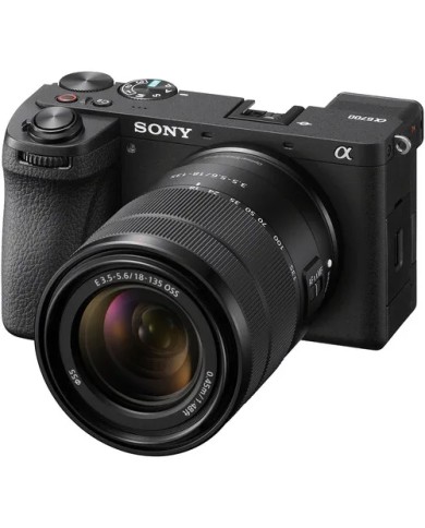 SONY A6700 + E 18-135mm f/3.5-5.6 OSS KIT