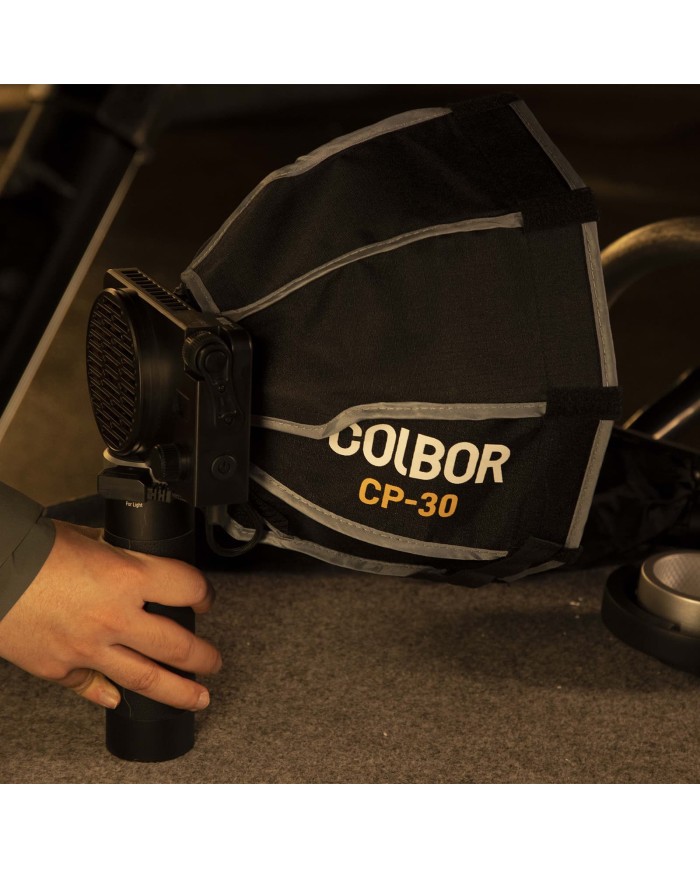 COLBOR VENTANA PARA 30CM (W100R)