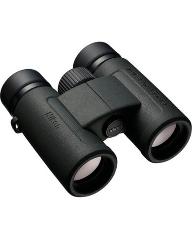 NIKON PROSTAFF P3 10x30 BINOCULARES