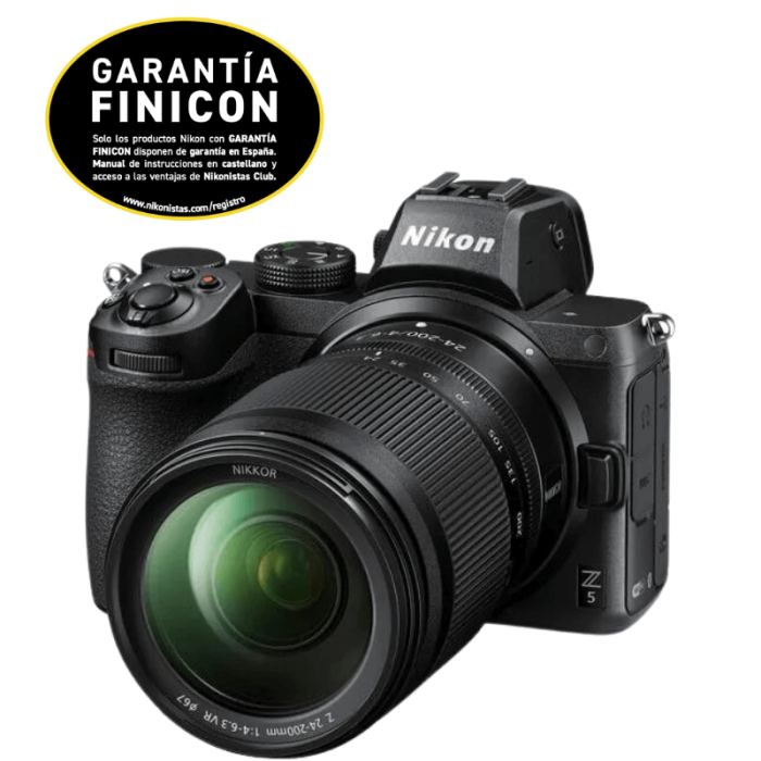 NIKON Z5 + 24-200mm CÁMARA MIRRORLESS