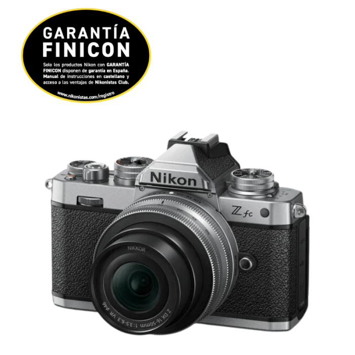 NIKON Z FC + 16-50MM F3.5-5.6 DX VR CÁMARA MIRRORLESS (PLATA)