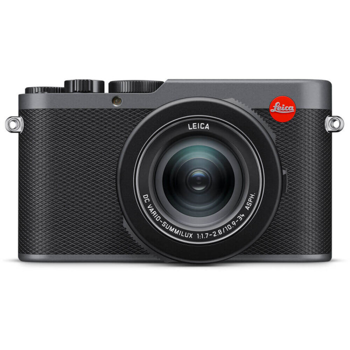 Leica D-Lux 8 Metal Grey vista frontal con lente DC Vario-Summilux 24-75mm f/1,7-2,8 y cuerpo de aleación de magnesio