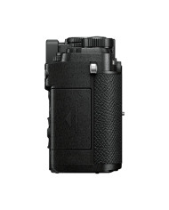 Perfil lateral de la cámara mirrorless OM SYSTEM PEN en negro, cuerpo compacto y ligero