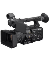 Sony PXW-Z200 cámara de vídeo profesional 4K vista frontal con objetivo zoom 20x