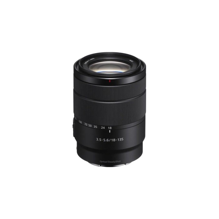 Sony E 18-135mm F3.5-5.6 OSS APS-C Zoom | FotoCineColor Sony E 18-135mm F3.5-5.6 OSS APS-C Zoom | FotoCineColor