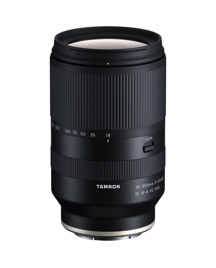 TAMRON 18-300mm f3.5-6.3 Di III-A VC VXD SONY E TAMRON 18-300mm f3.5-6.3 Di III-A VC VXD SONY E