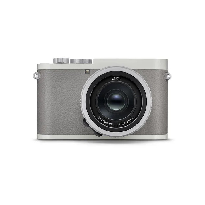 LEICA Q2 by HODINKEE LEICA Q2 by HODINKEE
